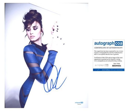 Demi Lovato "Unbroken" Singer AUTOGRAPH Signed Autographed 8x10 Photo B ACOA