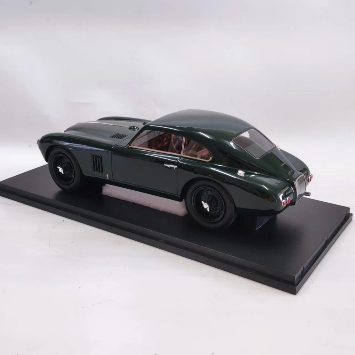 ロールスロイス ファントム ブラック 1/18 箱入り 電池付 送料