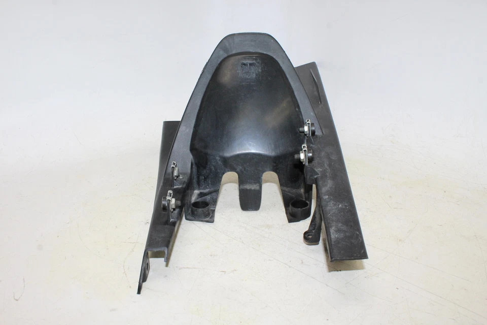 2015 Ktm 390 Rc Chain Cover Cum Hugger JY181226 - Image 2 of 4