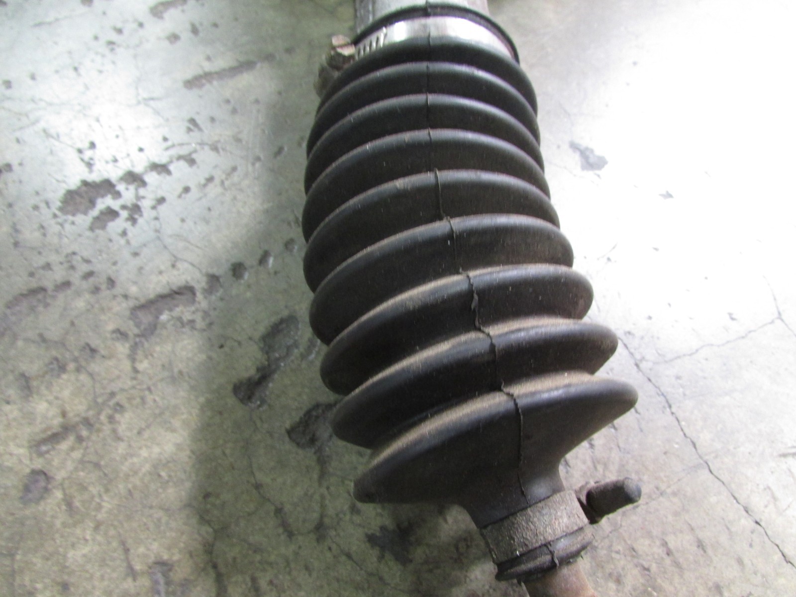 Ferrari 308,Complete Steering Gear Rack, tie rod end ripped, used, P/N 123911