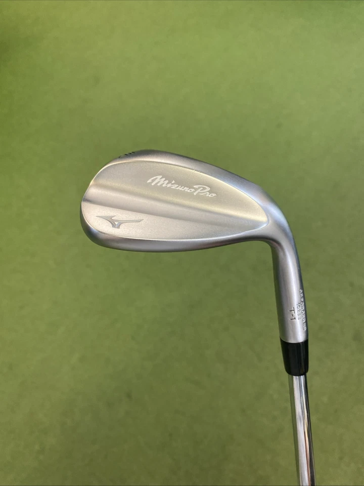 Mint Mizuno Pro T-1 Wedge Set 56*, 60* Dynamic Gold Tour Issue Steel - Image 2 of 4