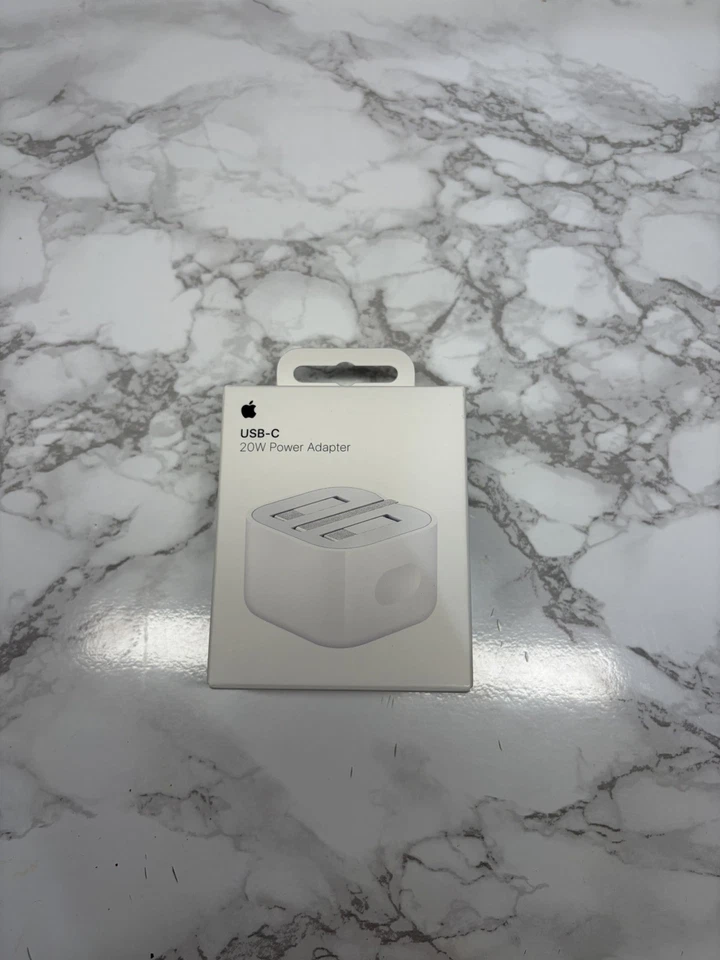 Apple USB-C Power Adapter Foldable UK Plug  - Image 4 of 4