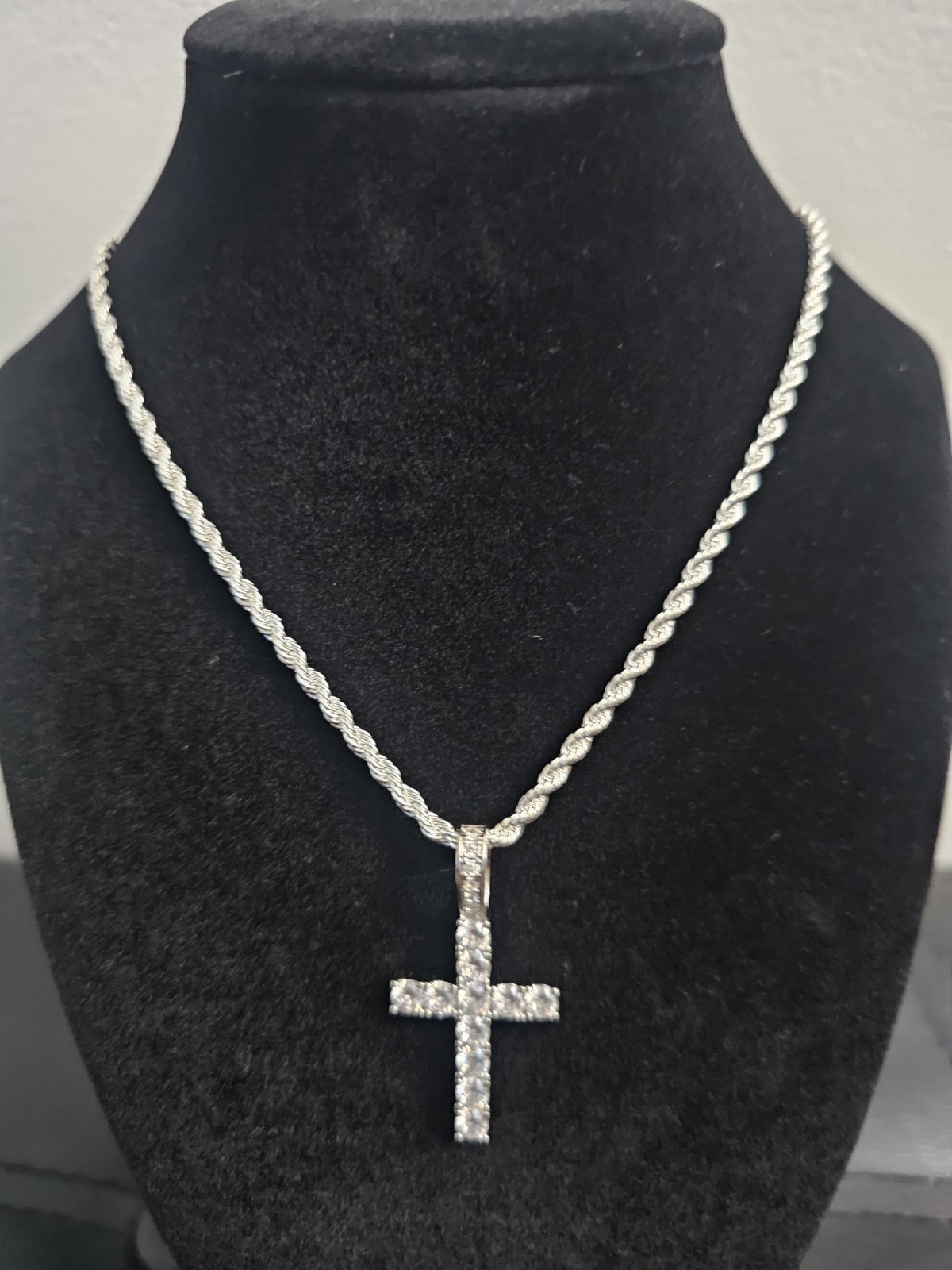 Silver Plated Rope Chain Necklace 18in Cross Pendant Charm with 11 Crystals image 2