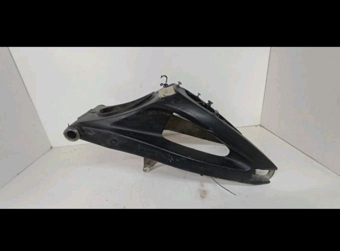 FORCELLONE POSTERIORE ORIGINALE YAMAHA YZF R6 ANNI 2003 2004 2005 SWINGARM ARM