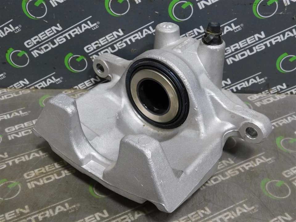 NEW ACDelco 84191287 Rear Passenger Side Disc Brake Caliper Assembly - Image 2 of 4