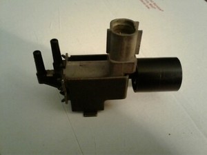 Toyota 4Runner 1991-95 Genuine Vacuum Solenoid, OEM VSV # 184600-0510