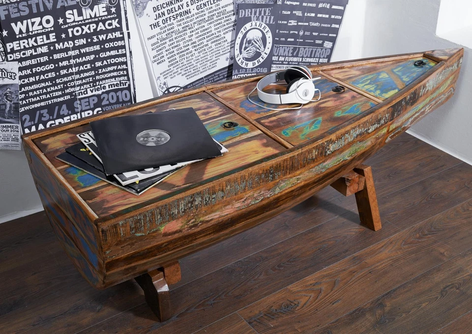 used look Vintage Altholz Boot Truhe Couchtisch Beistelltisch mehrfarbig massiv - Bild 2 von 4