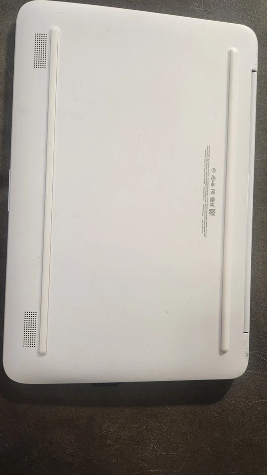 Portátil HP 14-ax022nr Stream 14" Intel Celeron N3060 1,6 GHz 4 GB SSD 32 GB Win 10 Foto 3 de 4