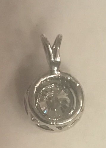Ciondolo aureola moissanite 1,05 ct con diamanti oro bianco massiccio 10 carati - Foto 7 di 9