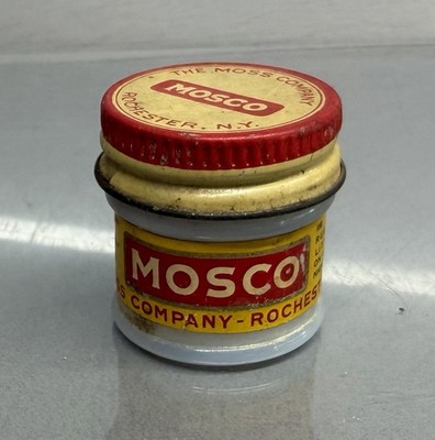 Vintage Mosco Milk Glass Ointment Medicine Jar ~ New York ~ Wart Remover
