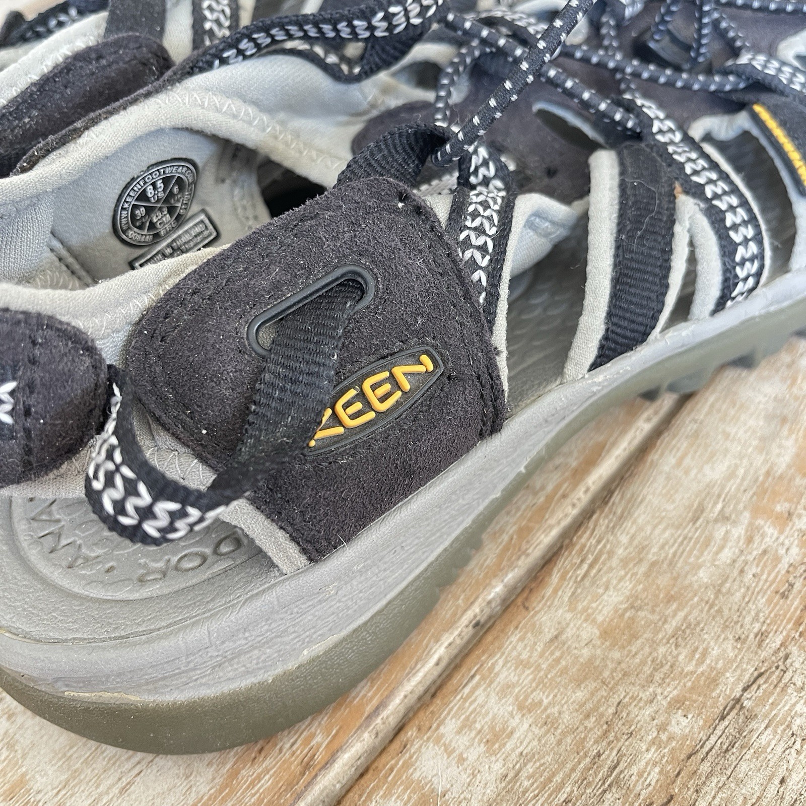 Sandali sportivi Keen Whisper donna 8 5 scarpe da trail acqua nero grigio escursionismo