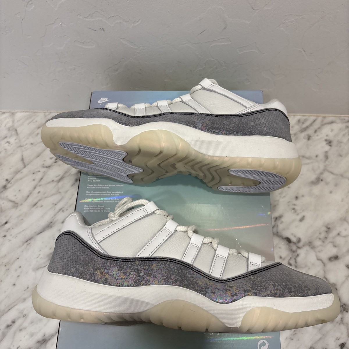 新品OG 2001 AIR JORDAN 11 SNAKE LOW 27.5cm Jordan 11 Low Navy Snakeskin (2001) Men's - 136071-102 - US