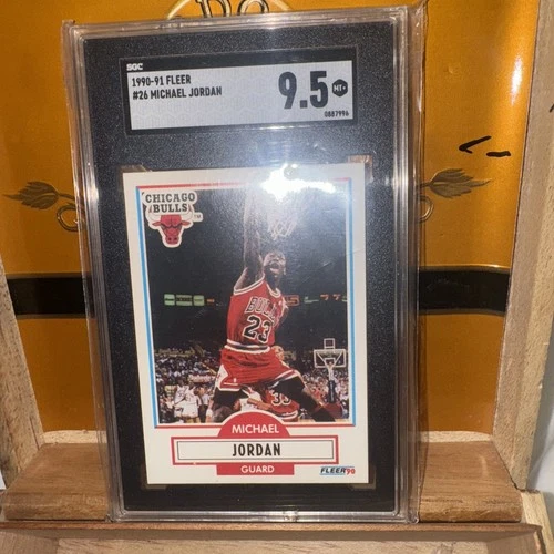 1990 Fleer Michael Jordan #26 SGC 9.5 MINT+ Chicago Bulls HOF… Great Card!
