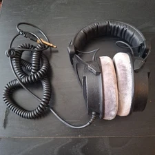 Beyerdynamic DT-990 Pro 250 Ohm Open-Back Studio Headphones Free Shipping