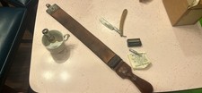 Wade Butcher Sheffield straight blade w/Grooming Set