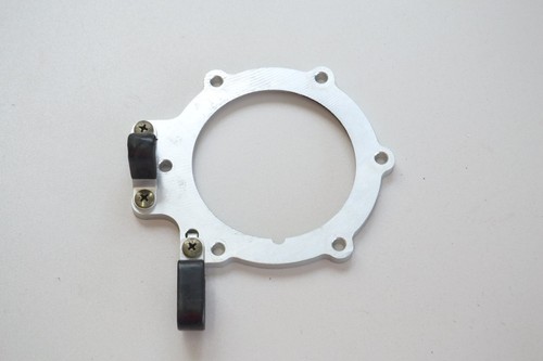 2005 YAMAHA YZF R6 HALTERUNG FÜR KRAFTSTOFFPUMPEN