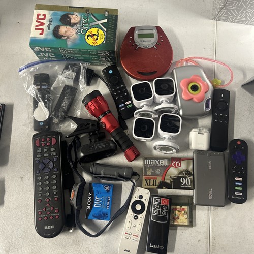 Junk Drawer Small Electronics Mixed Lot Nintendo, Nebo + More READ