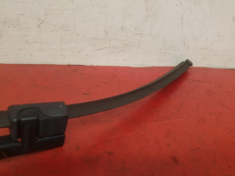 Brazo limpiaparabrisas delantero offside bmw x4 2017 cupé de 4 puertas Foto 2 de 4