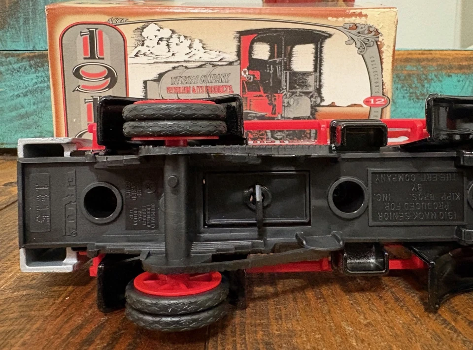 ERTL Texaco 1910 Mack Tanker Truck Series Die Cast Metal Bank Collector #12 - Image 3 of 4