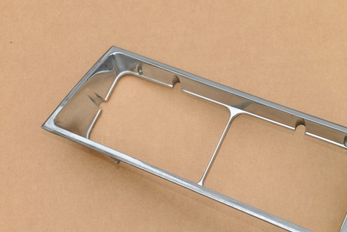 Buick Park Avenue Lesabre Electra Estate Left Headlight Bezel Side Marker Light - Picture 3 of 9