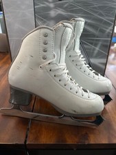 Jackson debut figure skates size 6.5R with 9.5 aspire xp blade