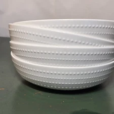 4 MIKASA Nellie White Bone China 8" Pasta Bowls