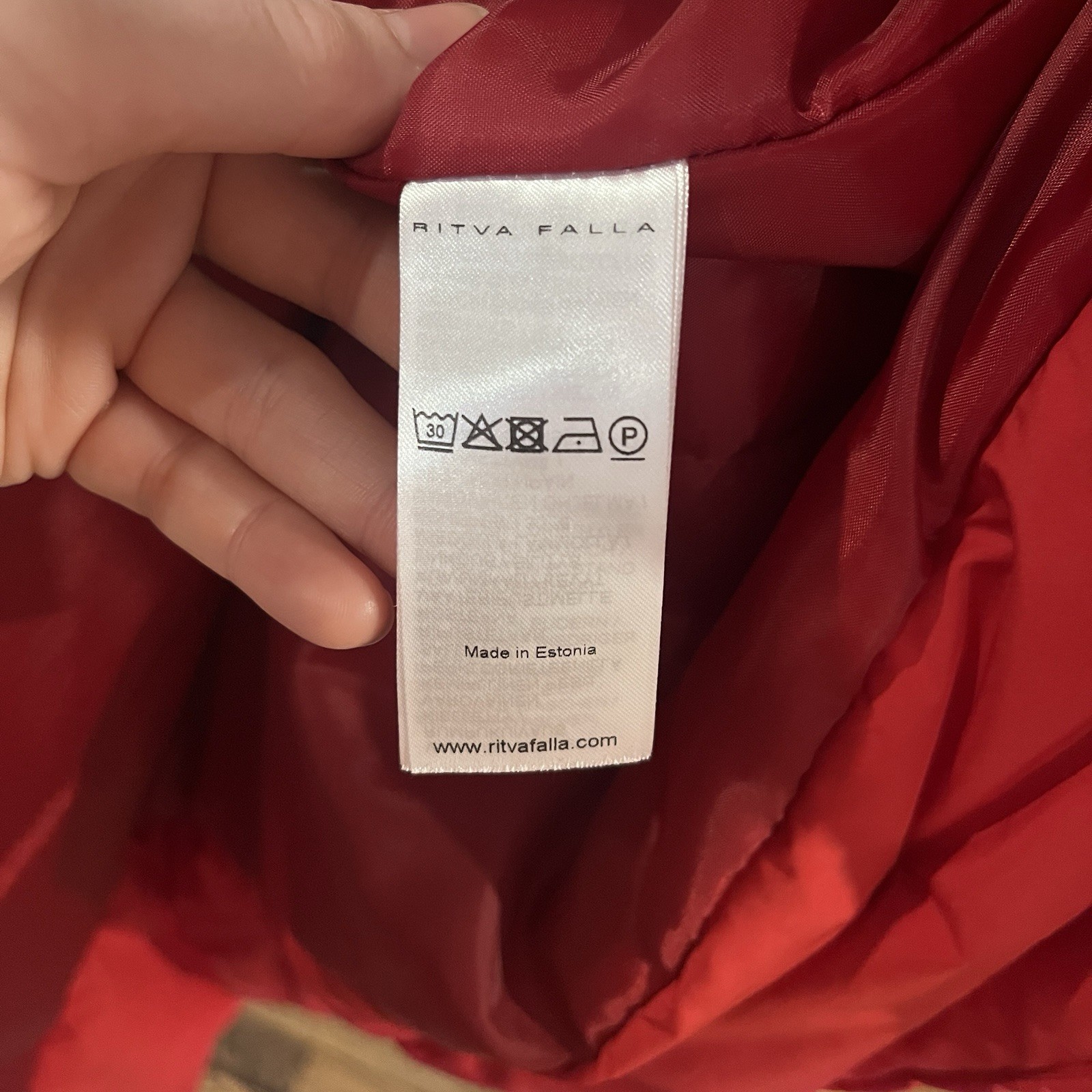 Ritva Falla Artsy Statement Long Button Down Red … - image 13