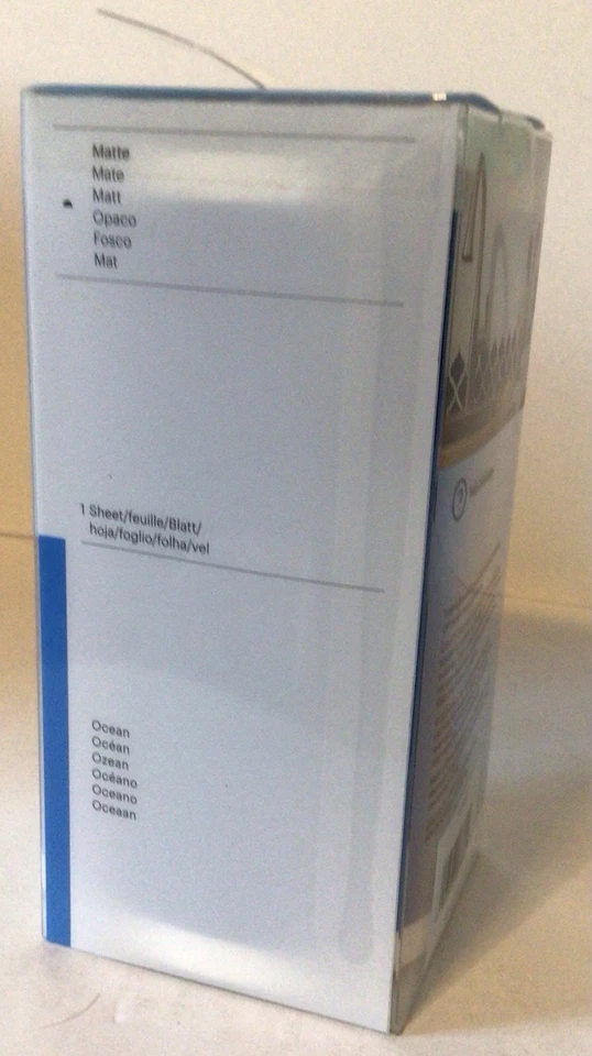 Cricut Joy™ Smart Vinyl™ – Removable OCEAN BLUE 5.5" x 10 ft (13.9cm x 3m) - Image 2 of 4