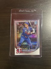 2025 Bowman Chrome Mega Box Mojo Refractor Brooks Lee #72 (RC) - Twins
