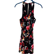 EXPRESS black and floral halter wrap style romper with pockets Women's Size 4