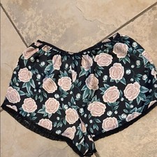Victoria’s Secret Floral Print Black sleep Shorts small