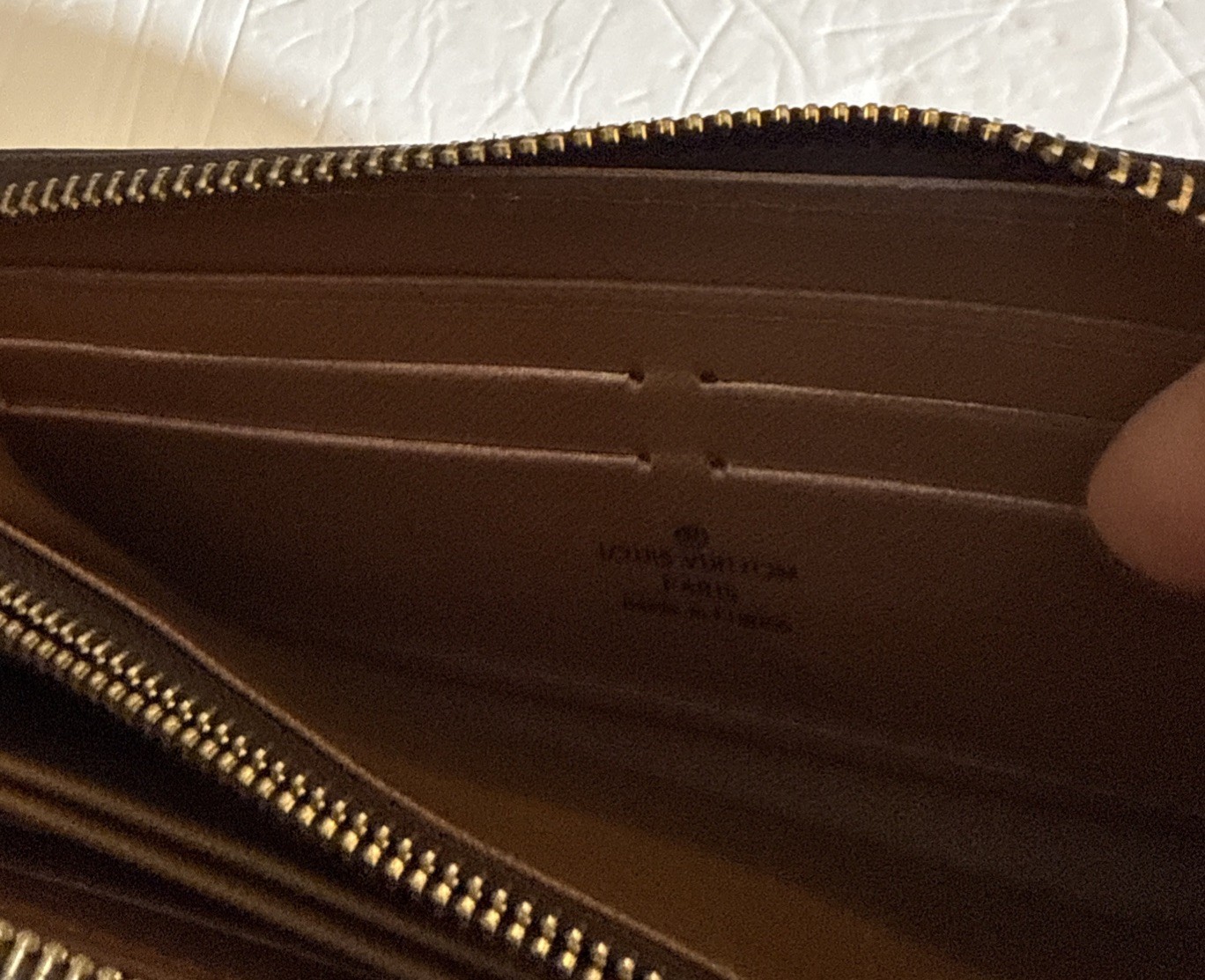 EUC Louis Vuitton Zippy Wallet Monogram Canvas M60067