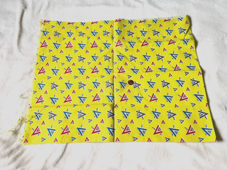 VINTAGE FEED FLOUR SACK FABRIC 36"x 45" YELLOW WITH TRIANGLE PATTERN