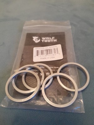Wolf Tooth Precision Headset Spacers Kit Pack, 5x 3mm silber 