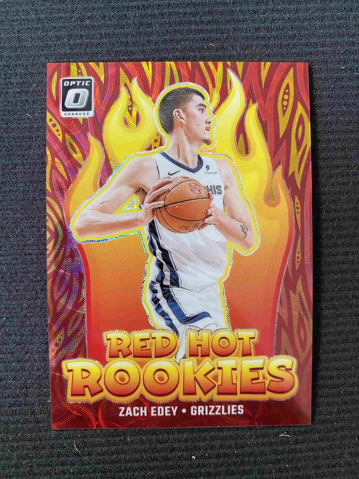 Zach Edey 2024-25 Panini Donruss Optic RC Red Hot Rookies Red Yellow 60/99 #4