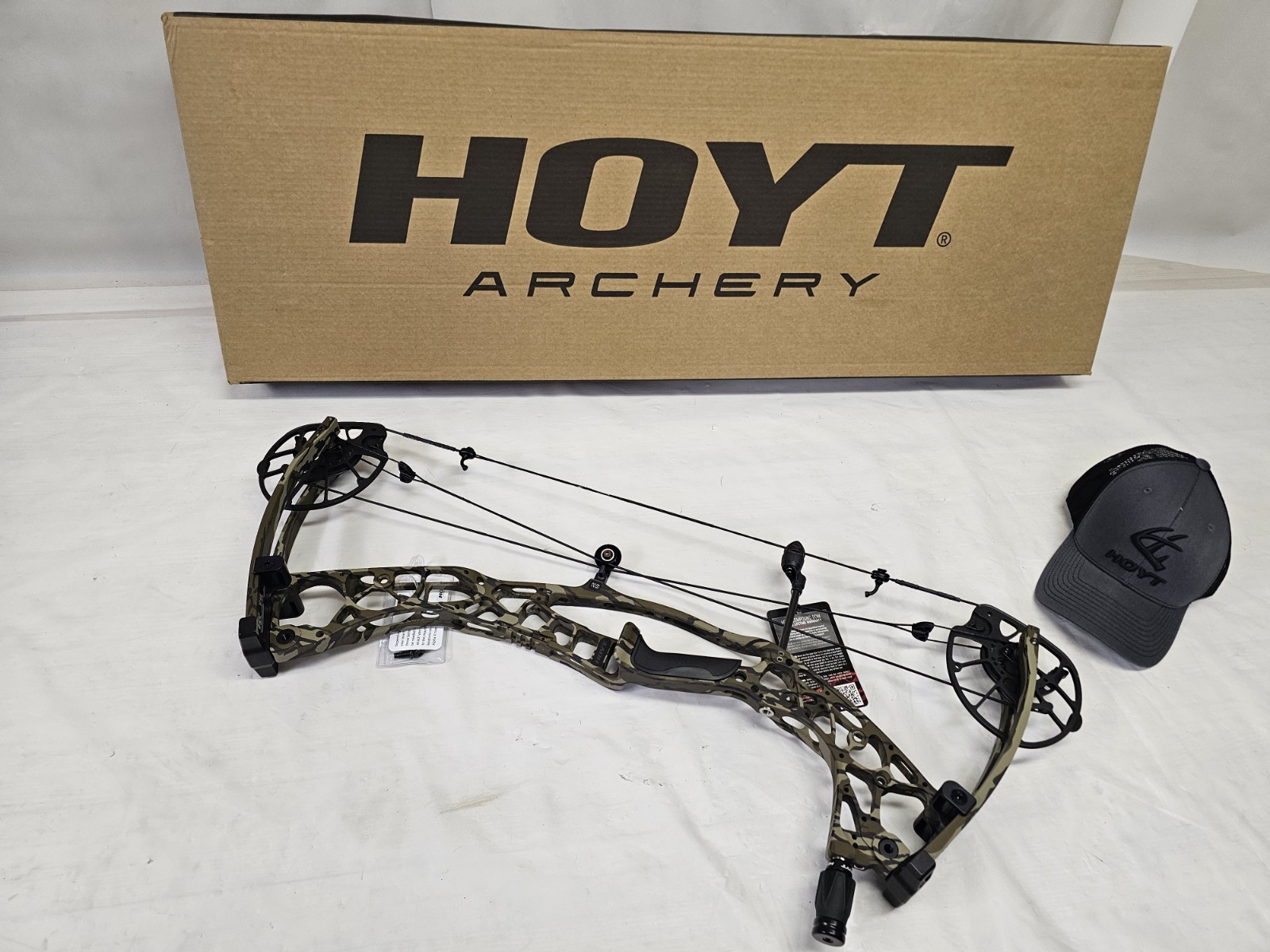 Hoyt AX-2 29 70 - 80lbs/25" - 30"/Bottomland