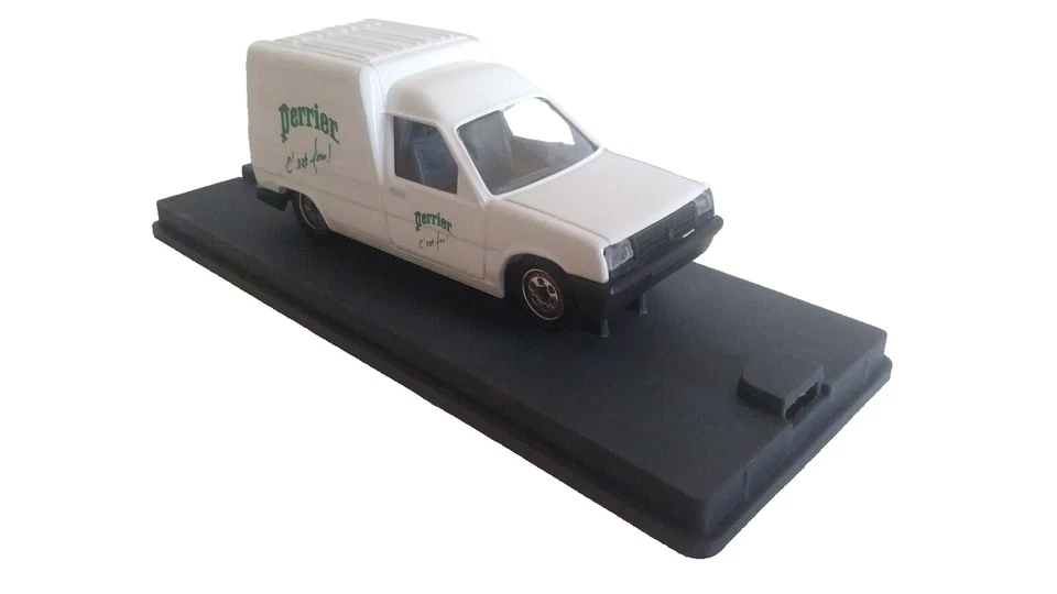 RENAULT EXPRESS VEREM 1/43 - Immagine 2 di 3