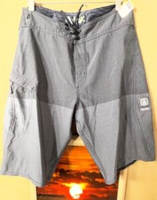 Volcom Mod-Tech men s black gray board shorts size 30 pocket