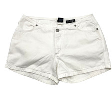 True Vintage 90s Y2K No Boundaries White Low Rise Shorts Junior's Size 9 30"