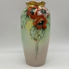 P&L Pfeiffer And Löwenstein Poppy Vase Hand painted by Hazel Bartlett 1900’s