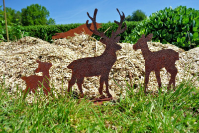 Gartendeko Rehfamilie Reh Kitz Hirsch Metalltiere Eisen Edelrost Herbst Winter