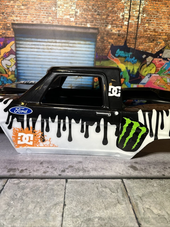 Hoonigan Unlimited desert racer (UDR) Custom Painted 1/7 Scale Body Only F-150 - Image 2 of 4