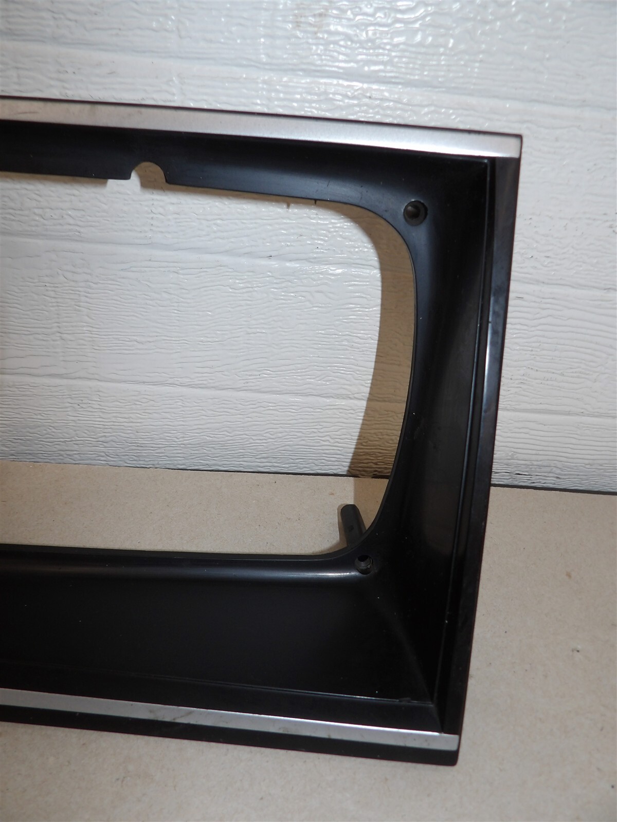 Picture 3 of 5