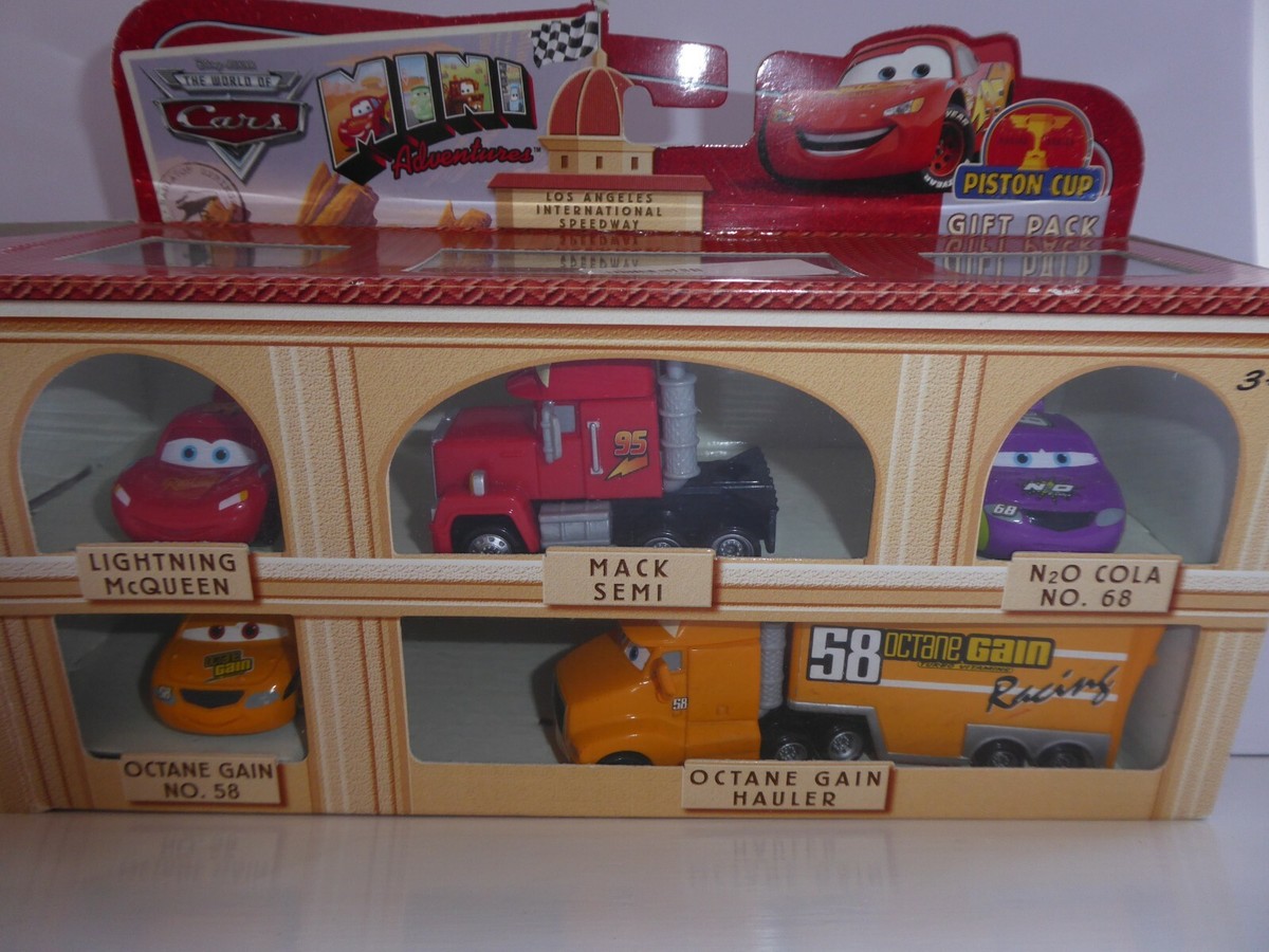 y*n様 Loake MCQUEEN マックイーン スワールモカ ツーシーム 7 Disney World of Cars Mini Adventures Gift Pack Octane Gain Mack