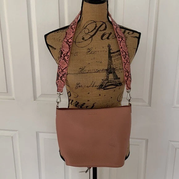 Find kapoor hotsell bag strap