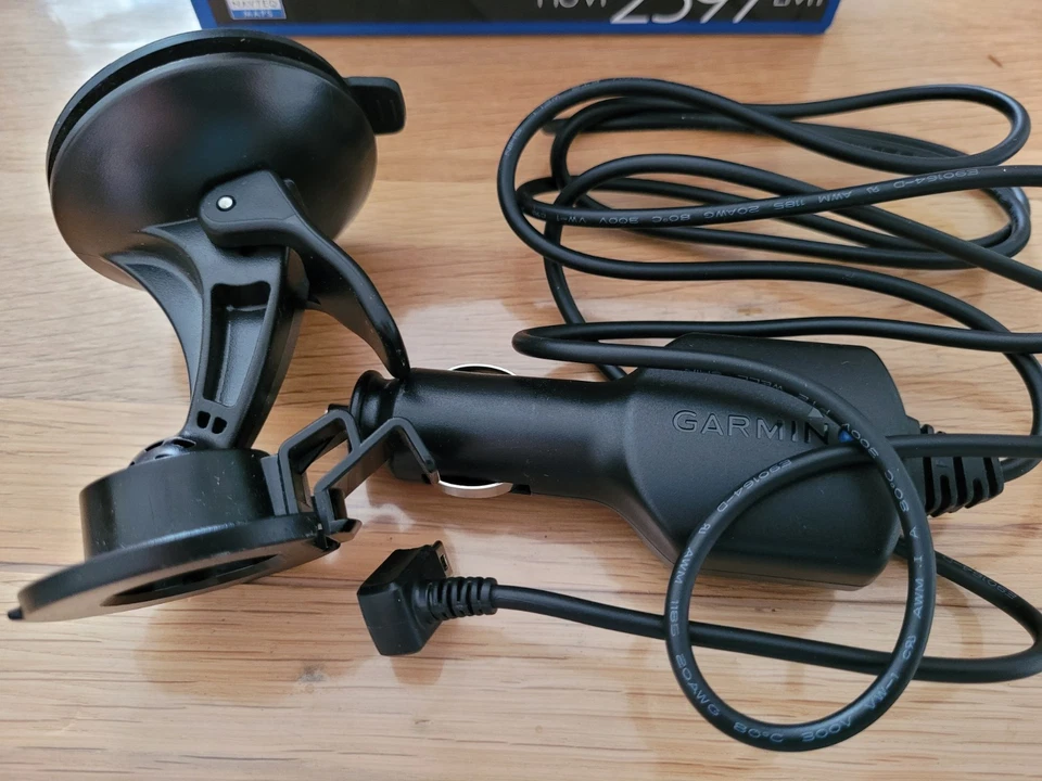 Garmin Nüvi 2597 LMT 5 Zoll EU Navigationgerät - Bild 4 von 4