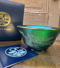 ORIENT AND FLUME JEFF HOWELL SIGNED IRIDESCENT GREEN BOWL W/GRASSHOPER & BRANCH — photo 7