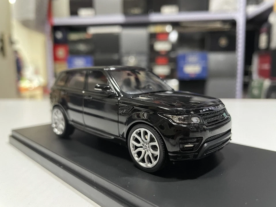 IXO  1: 43 Original Range Rover Sport Range Rover Sport Alloy Car Model Black  - Image 4 of 4
