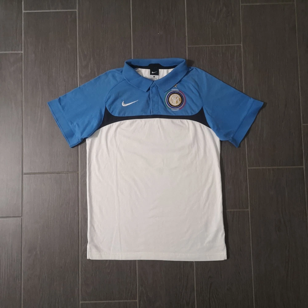 Inter Milan Vintage Retro 2010/11 Polo Trikot Größe: S Pashanim Y2K Fußball Nike