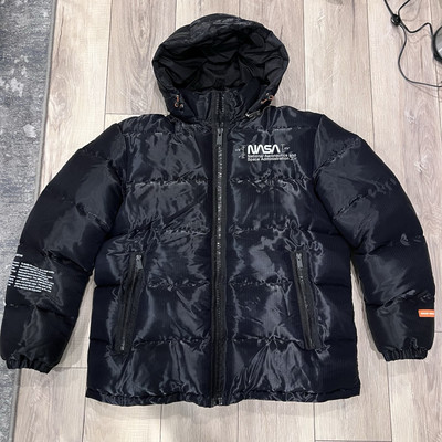Heron Preston NASA Hooded Down Puffer Jacket in Black Size XL MSRP $1805 Rare